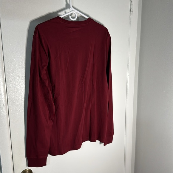 J. Crew Men's Medium Burgundy Long Sleeve Essential Tee NWT - Picture 7 of 7